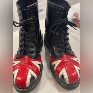 Doc Martins boots, British flag limited edition.